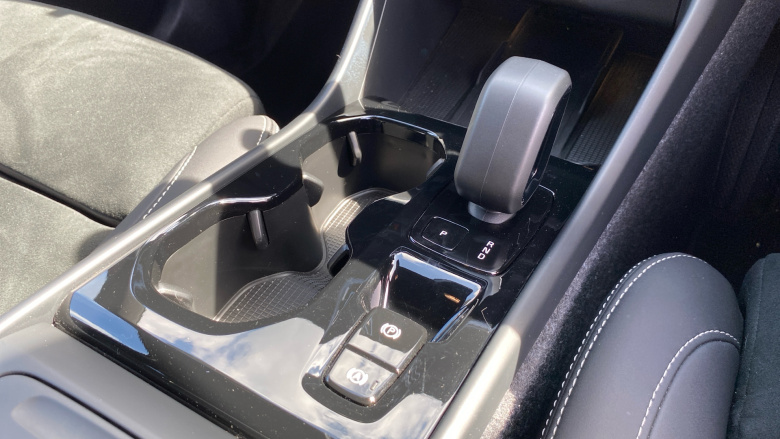 Volvo XC40 2.0 B4P Plus Dark 5dr Auto Petrol Estate